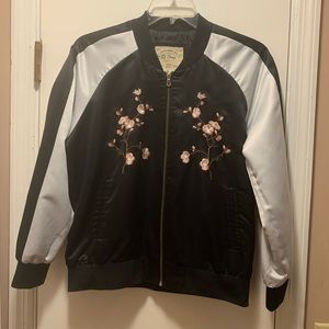 Ci Sono windbreaker size large